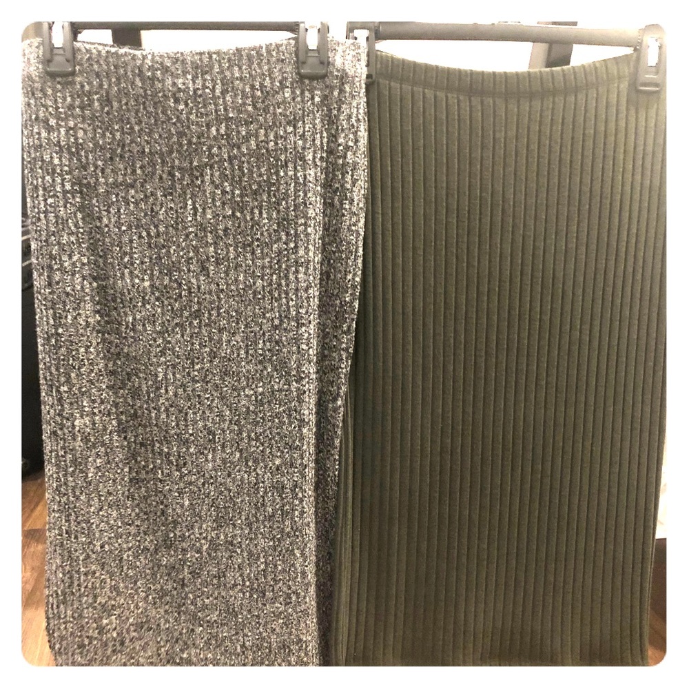 Forever 21 calf length body con skirts. Size Med.
